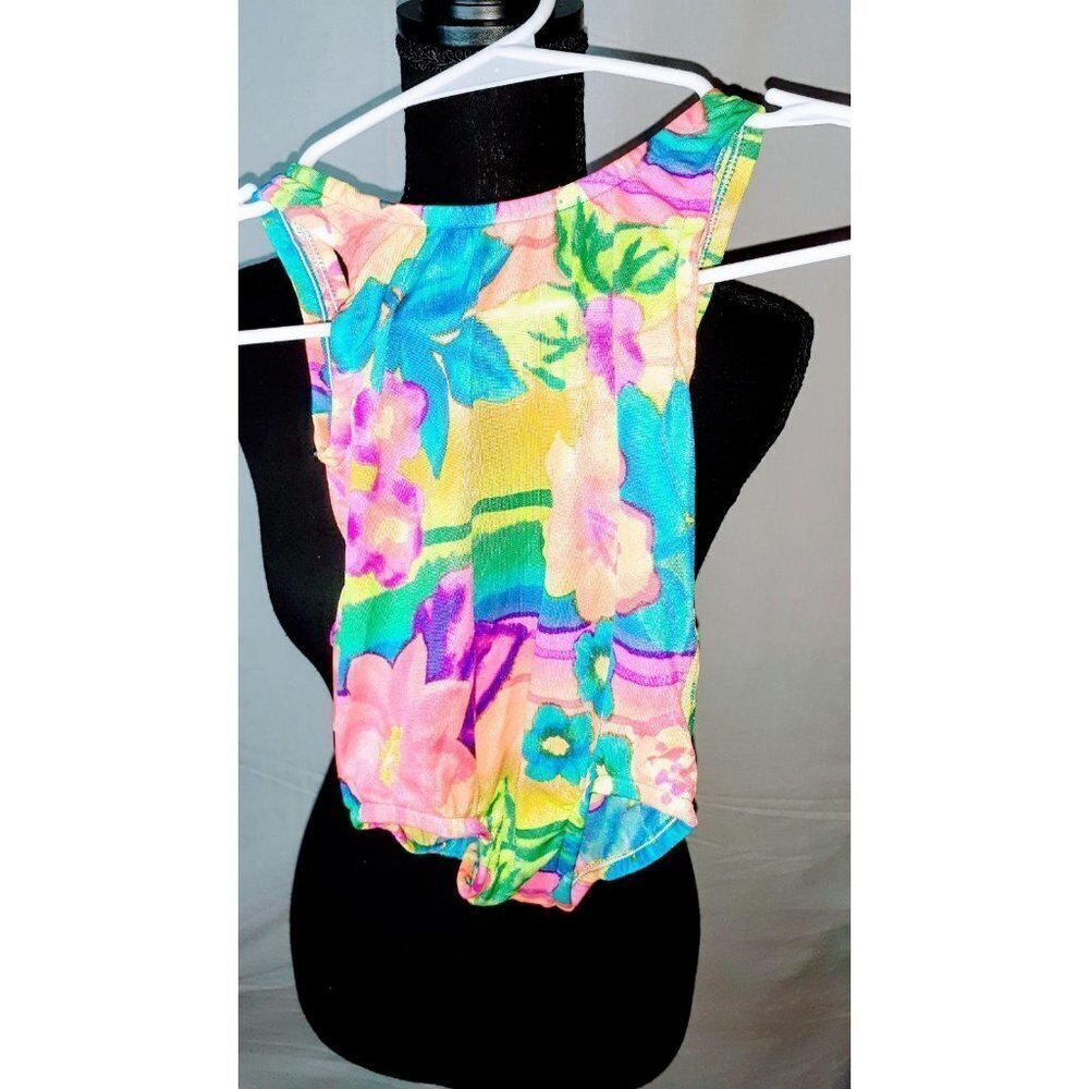 Girl swimsuit